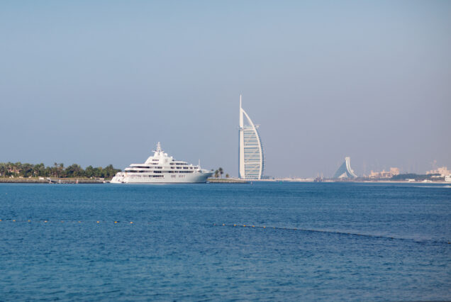 DUBAI Marınadan kalkan Yat Turu